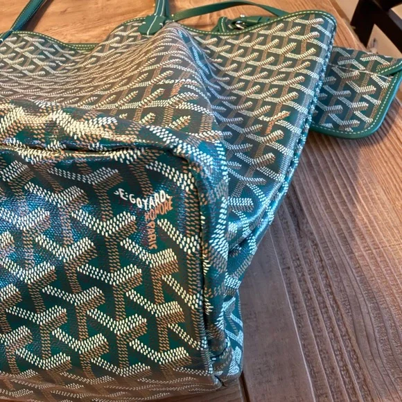 Like new Goyard St. Louis GM!! - Picture 3 of 6